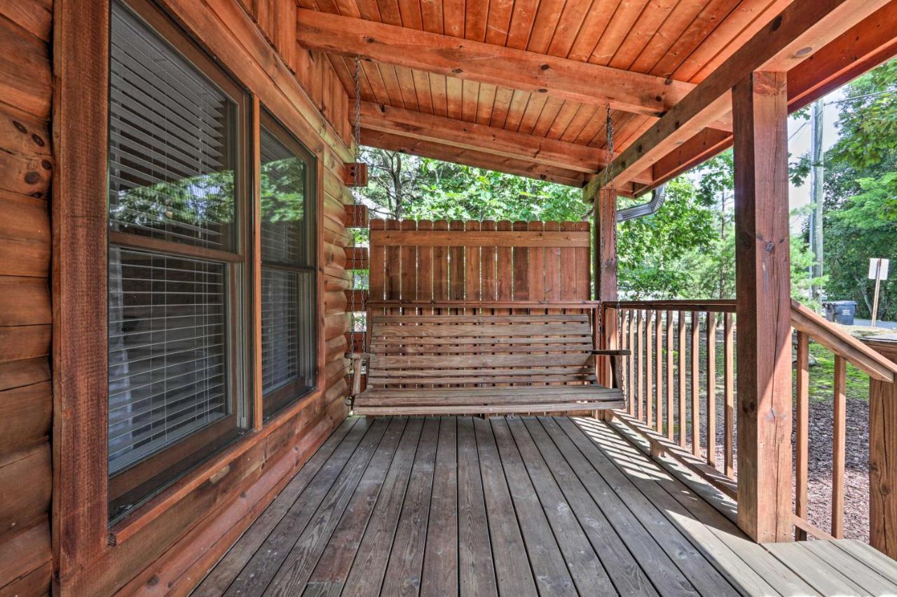 Cabin With Deck And Fireplace Less Than 3 Mi To Dollywood! Pigeon Forge Bagian luar foto